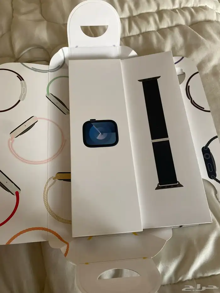 ساعه ابل الجيل9 0