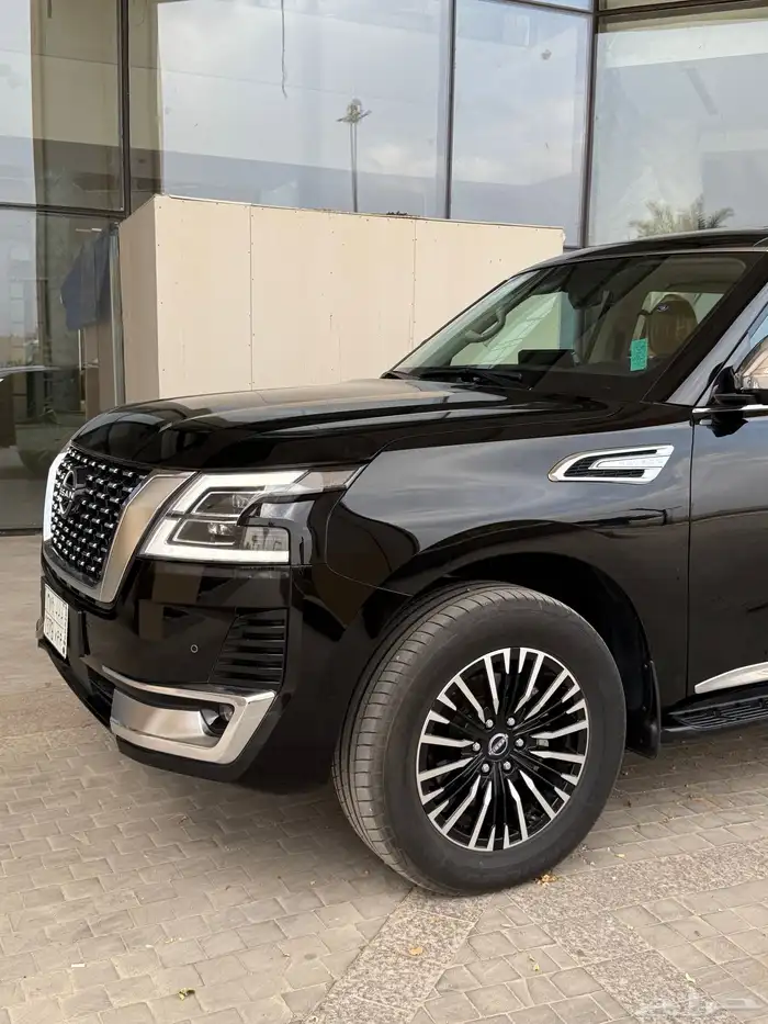 باترول بلاتنيوم 2023 اسود سعودي 7