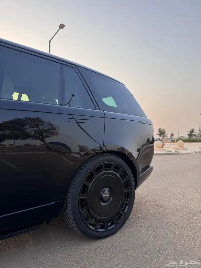 رنج روفر 2022 ناغي ممشى 17 الف 9