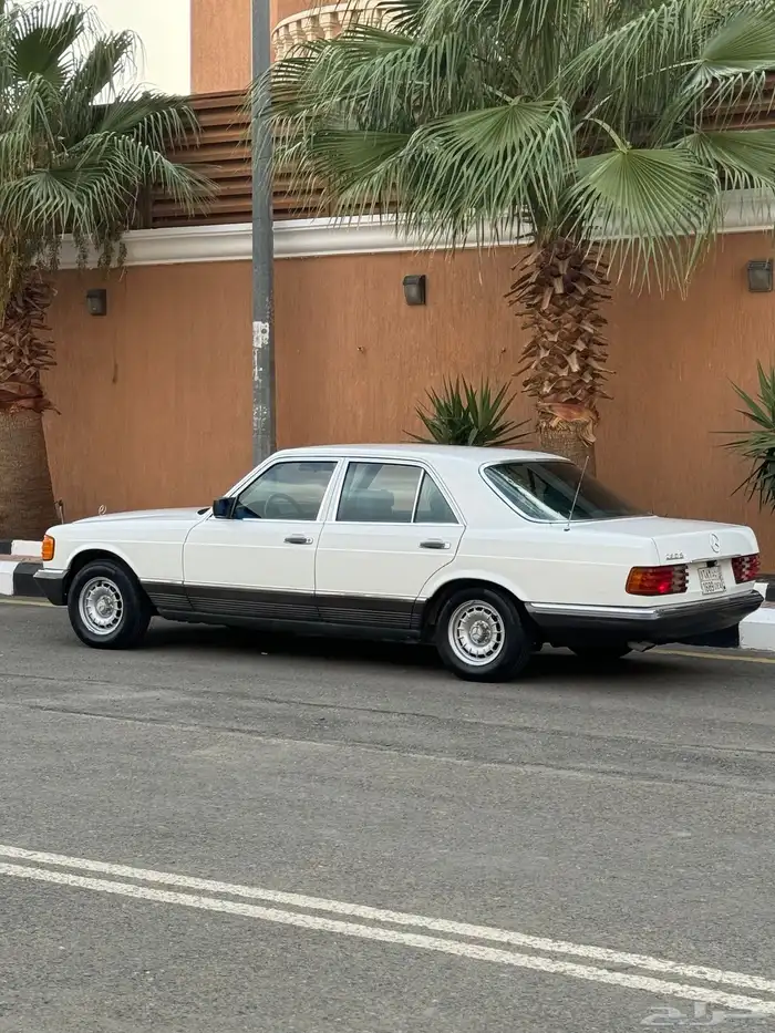 مرسيد بنز S280 كلاسك مخزن قمة في النظافة قير عادي 1985 8
