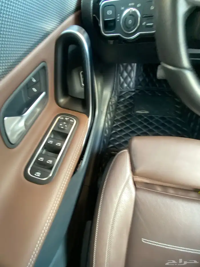 سيارة مرسيدس للبيع 1