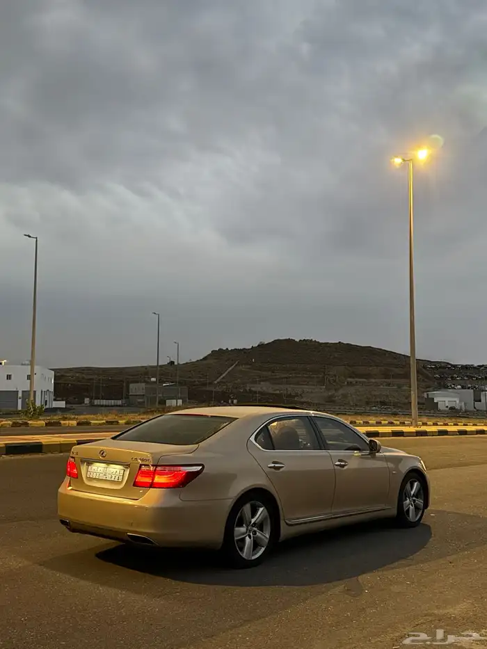 للبيع لكزس 460L 2007 سعودي فل الموتر لايشكو من شي 1