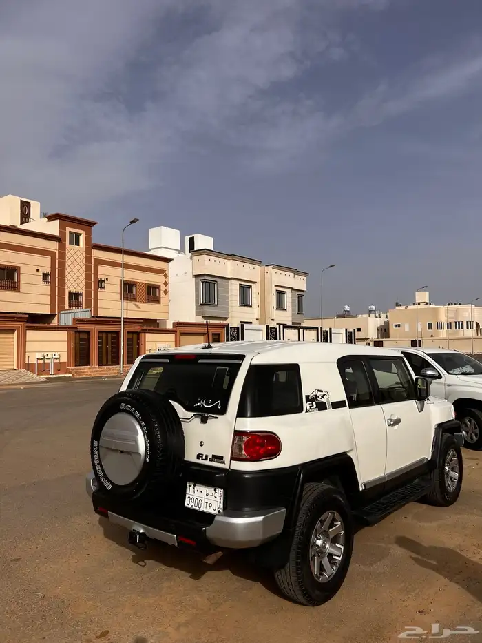 للبيع FJ 2014 1