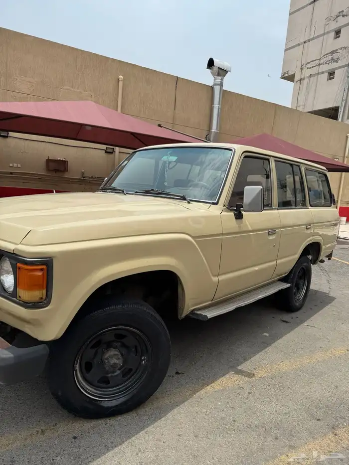 صالون 86 جيب لاندكروزر 0