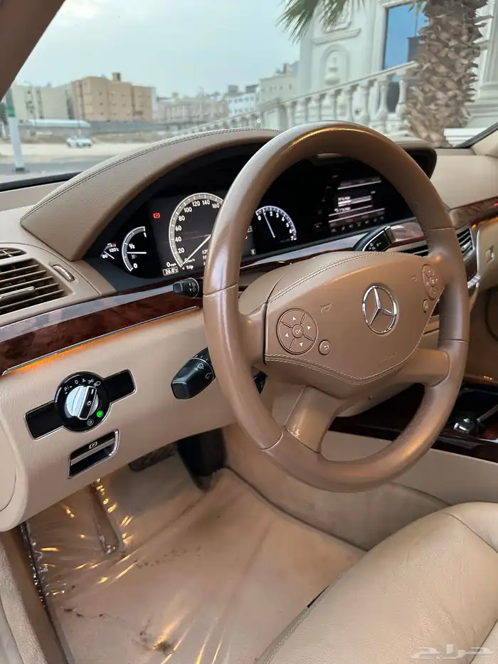 مرسيدس جفالي s300 2012 لاررج بحالة الوكالة 30