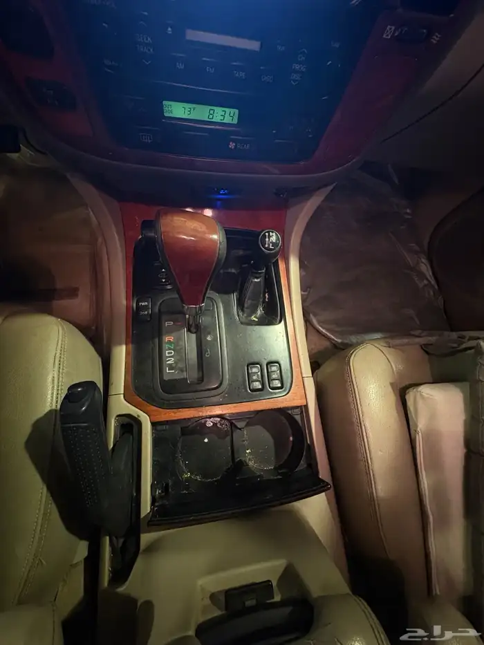 لكزس LX470 موديل 2001 23