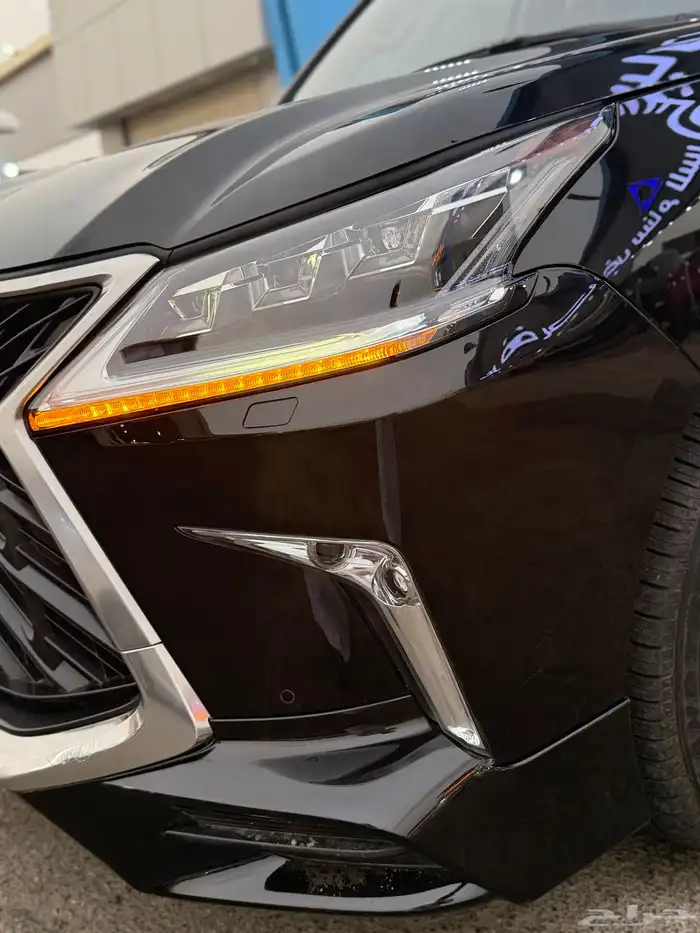 لكزس LX570 موديل 2020 6