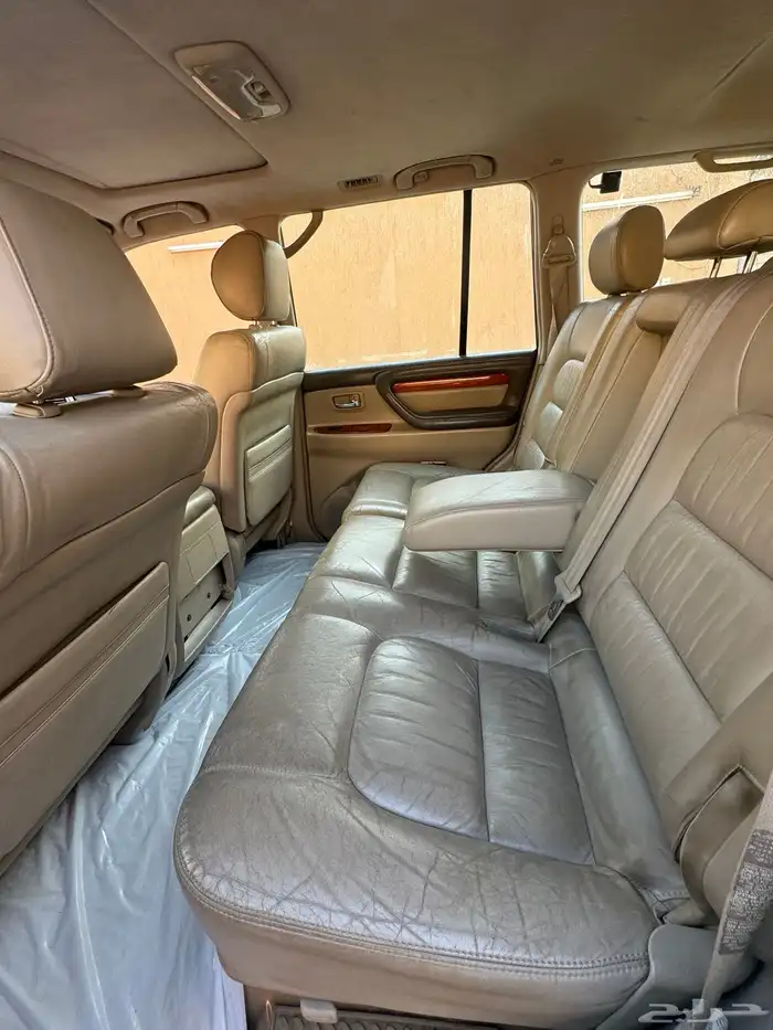 النوع  لكزس -الفئه  LX470 الممشى 223 الف -المديل  2003 6