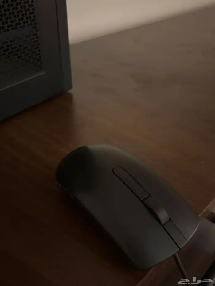 كمبيوتر مكتبي DELL Vostro مع شاشة وملحقاته 2