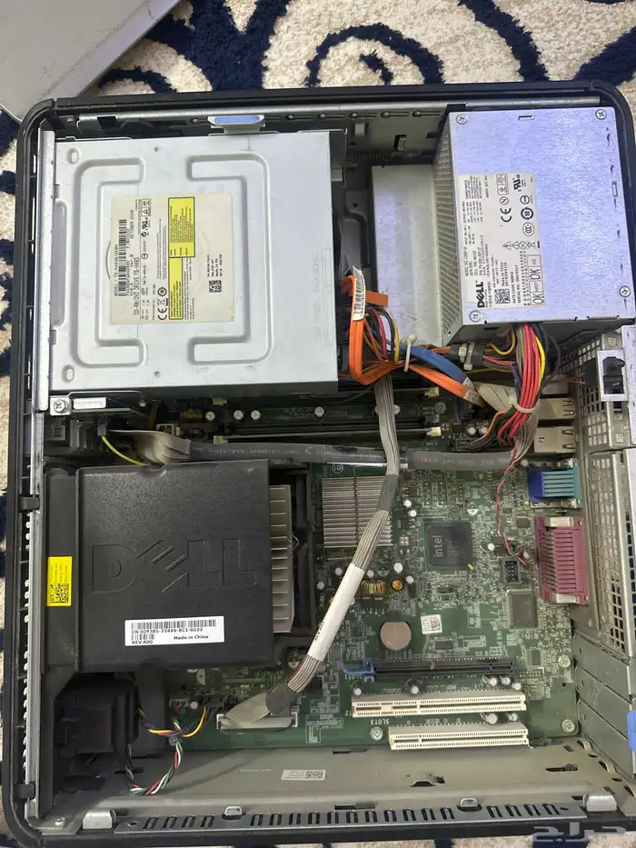 جهاز كمبيوتر شركة DELL 0