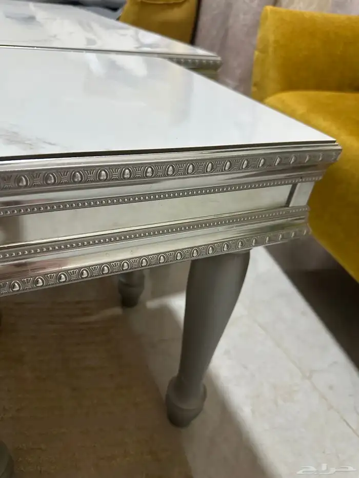طاولة خدمه 2