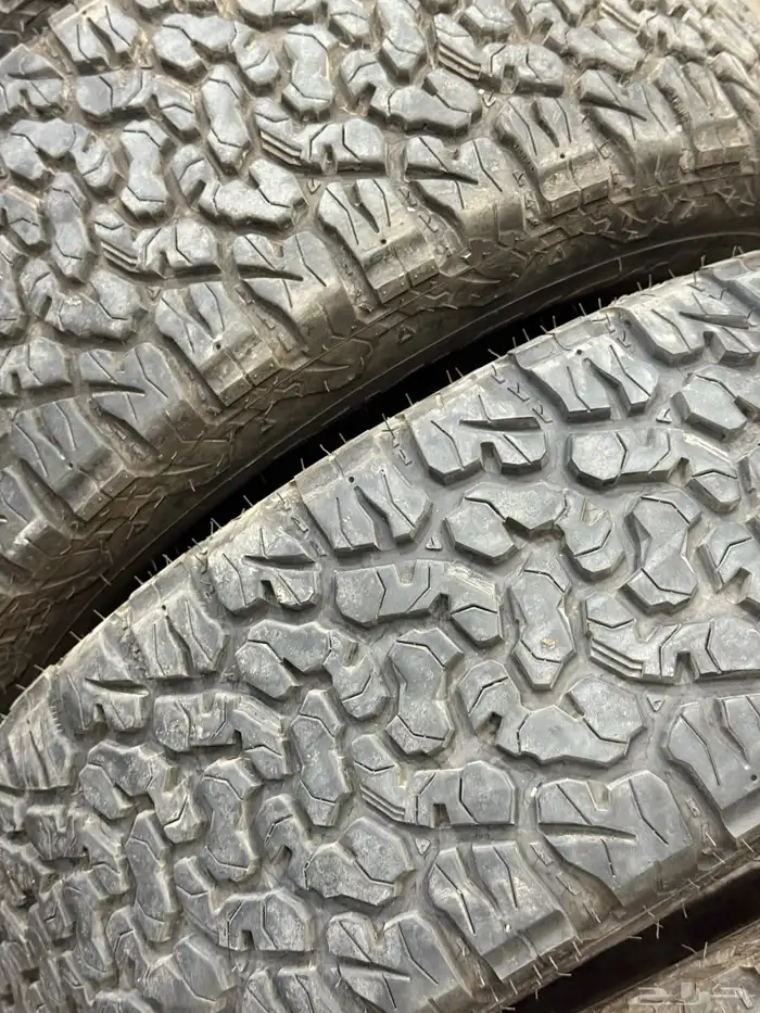 كفرات حجريه شبه جديد نظيفه مقاس 18-65-285 8