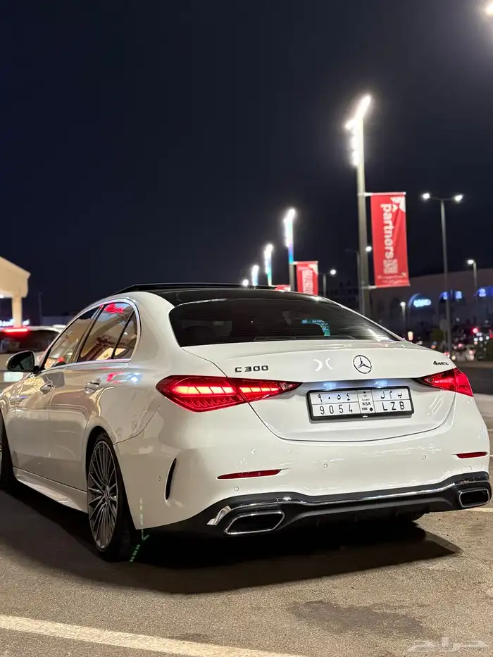 مرسيدس C300 موديل 2022 نايت بكج 2