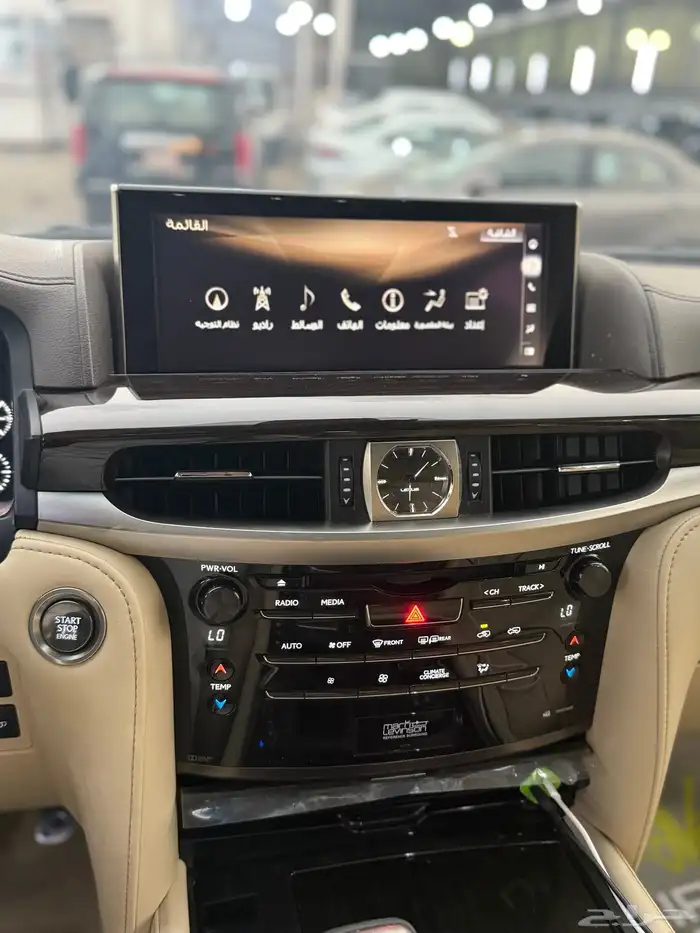 لكزس LX570 موديل 2020 22