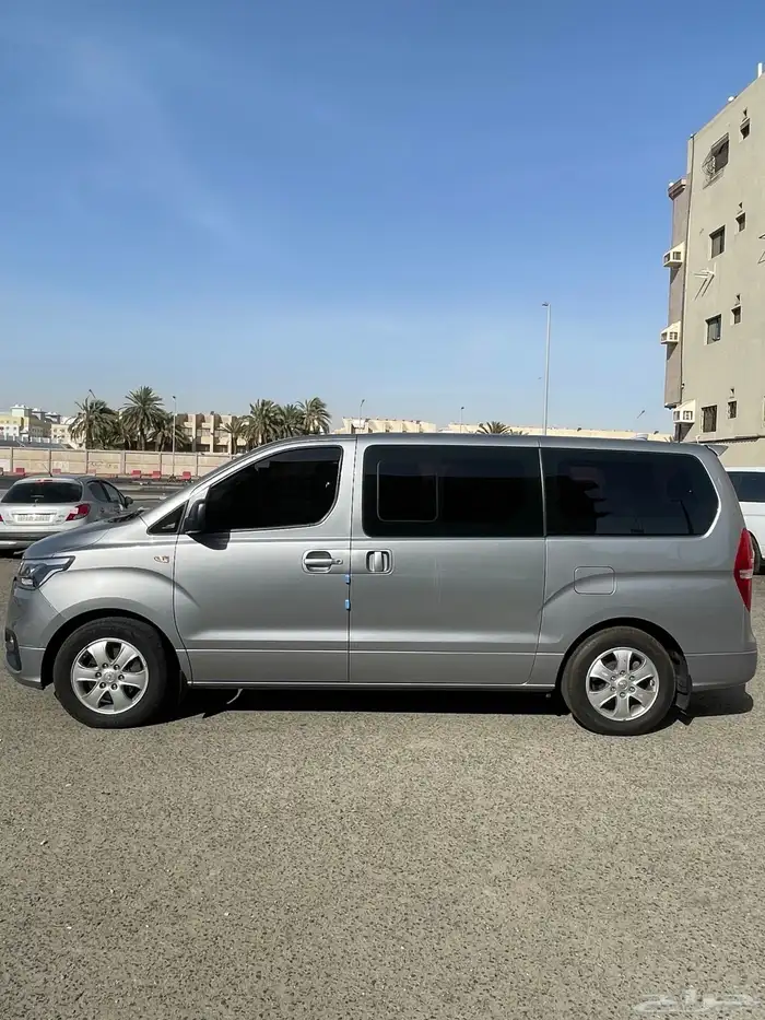 هيونداي H1 ستاركس 2021 ( ديزل ) 12 راكب بطاقه جمركية 3