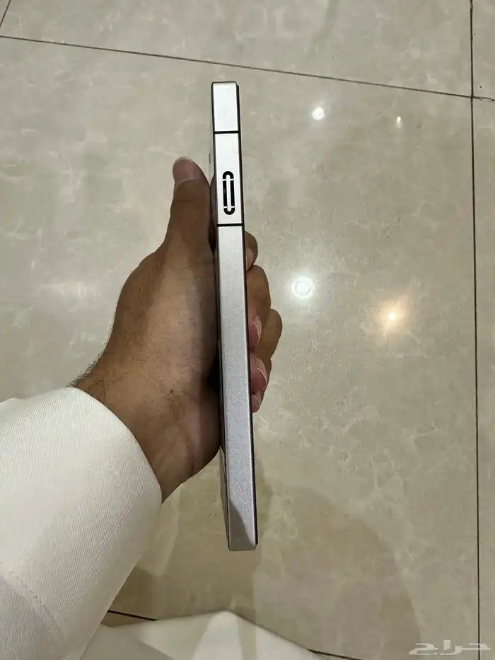 رد ماجيك 10 برو بيع مستعجل 2300 1