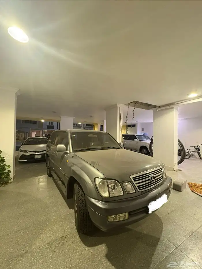 لكزس LX470 موديل 2001 3