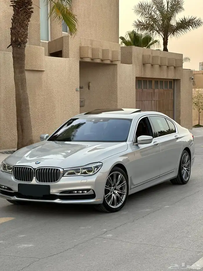 بي ام انتفجول 750 ماشي 72 الف فقط على الضمان 2017 0