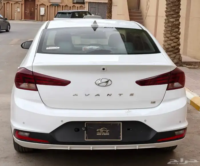 هونداي- إلنترا-2020-نص فل- بنزين- وارد كوريا 6