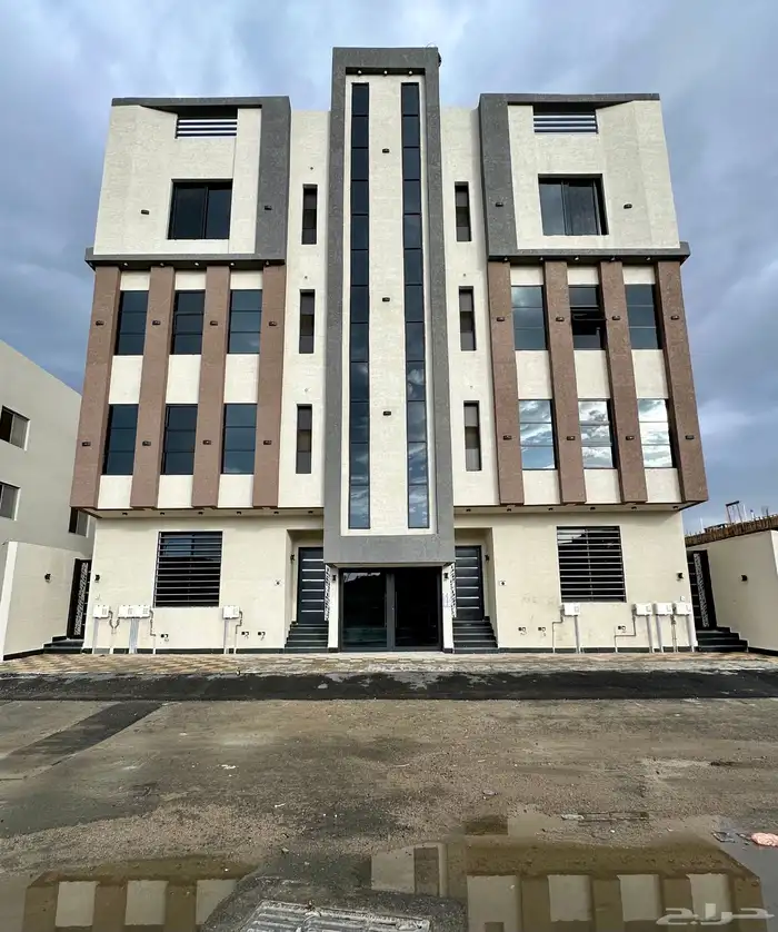 للبيع شقق ارضيه وعلويه بأسطح ومصاعد خاصه بأبها530الف 1