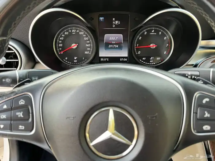 مرسيدس C300 ( بحالة الوكالة 2015 ) 98