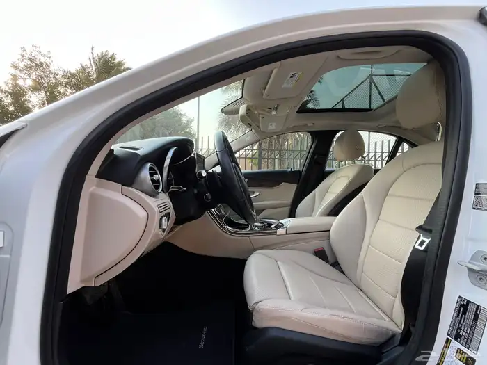 مرسيدس C300 ( بحالة الوكالة 2015 ) 67