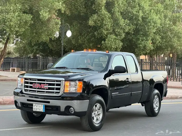 جي ام سي سييرا 2012 z71 دبل نظيف جدا 3