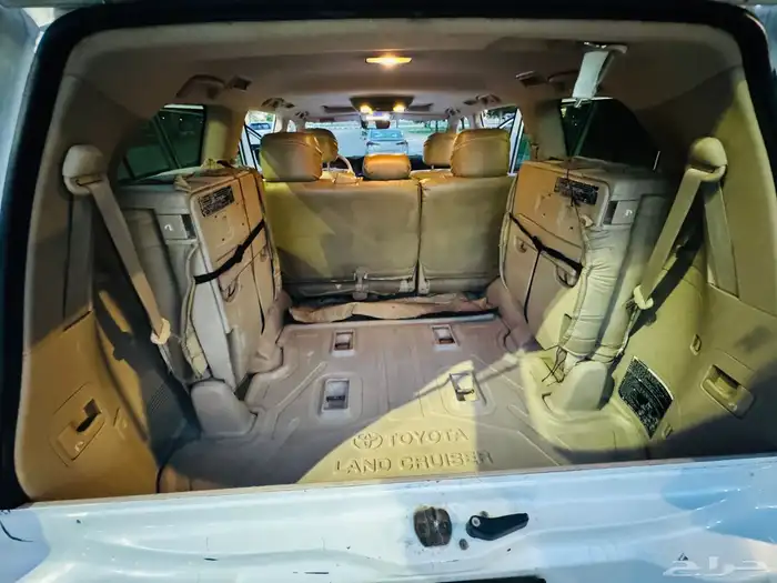 2015 Toyota Land Cruiser GXR V8 9