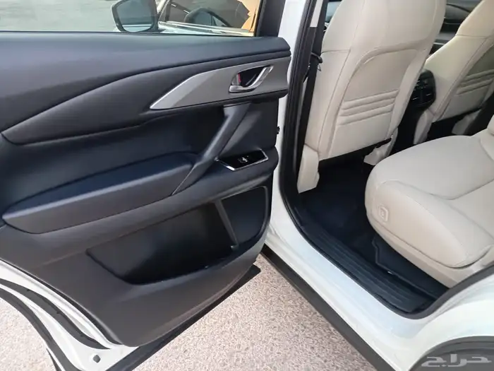 مازدا CX9 دبل شاشه كبيره نفقيشن نقطه عمياء 44