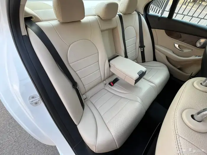 مرسيدس C300 ( بحالة الوكالة 2015 ) 83