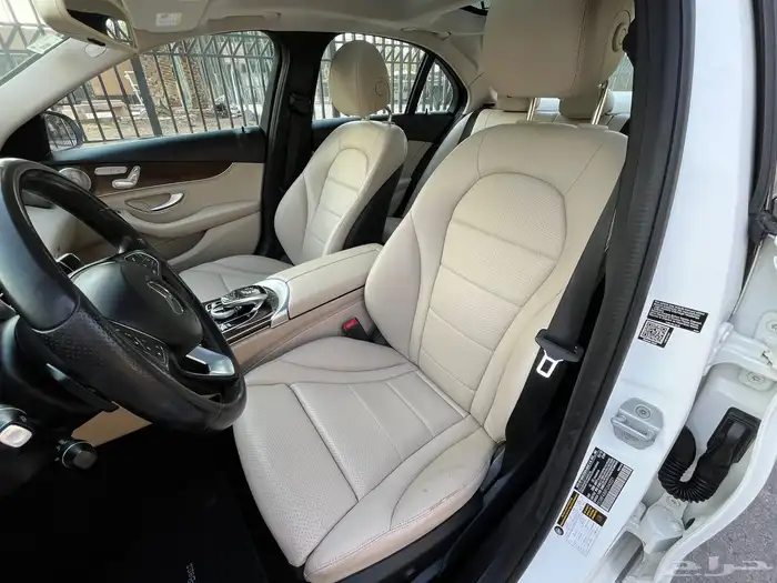 مرسيدس C300 ( بحالة الوكالة 2015 ) 64