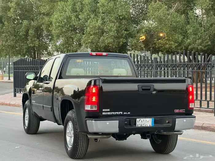 جي ام سي سييرا 2012 z71 دبل نظيف جدا 6