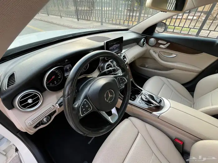 مرسيدس C300 ( بحالة الوكالة 2015 ) 59