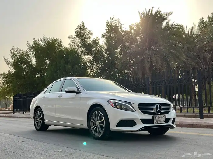 مرسيدس C300 ( بحالة الوكالة 2015 ) 43