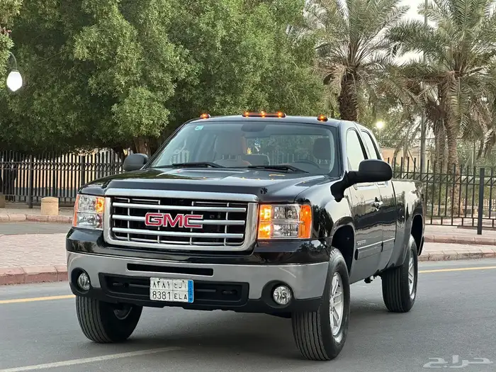 جي ام سي سييرا 2012 z71 دبل نظيف جدا 2