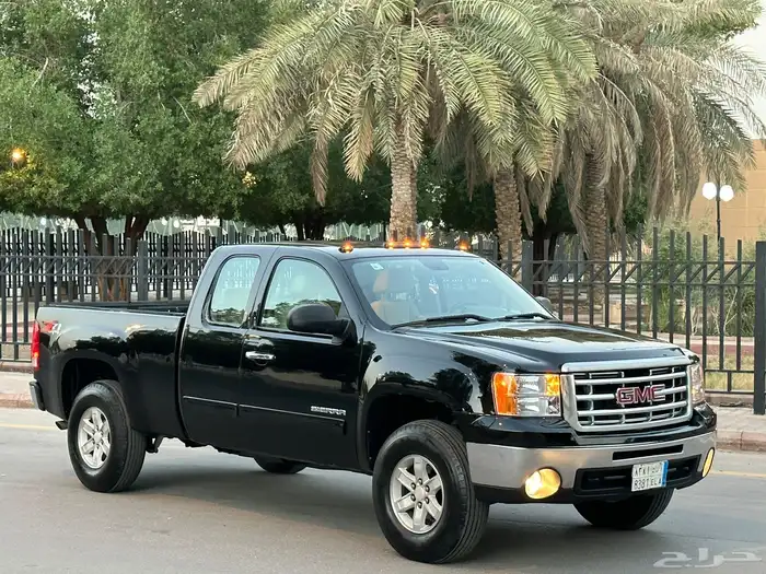 جي ام سي سييرا 2012 z71 دبل نظيف جدا 9