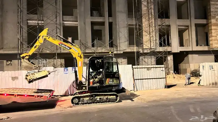 بوكلين صغير للايجار 0