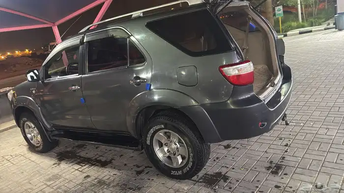 فورتشنر 2010 6
