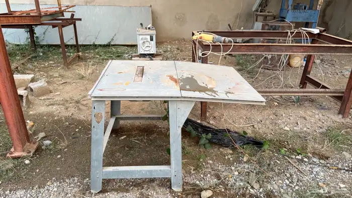 مكاين ومعدات 7