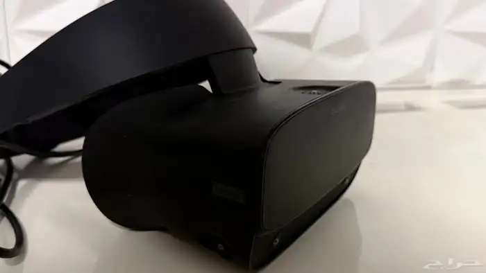 نظارة واقع افتراضي ( Oculus Rift S ) 2