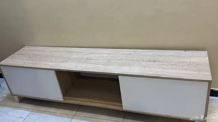طاوله للبيع 0