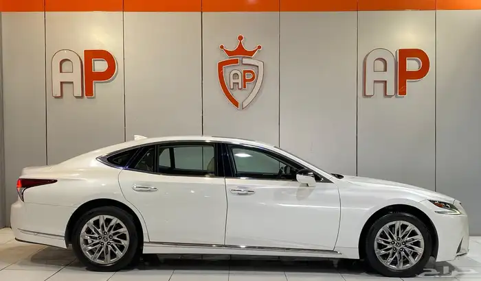 لكزس LS350 2018 بحالة نظيفة جدا 3