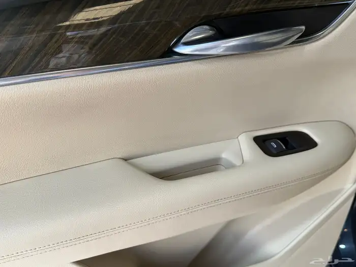 كاديلاك XT5 2019 (( بحالة ممتازة )) 18