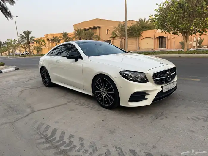 للبيع مرسيدس E300 Coupe2020 13