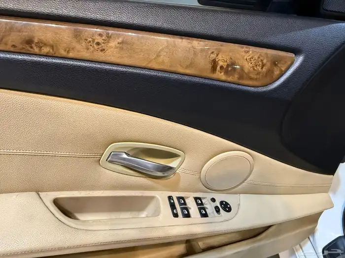 بي ام دبليو 520i 2010 (( بحالة ممتازة )) 15