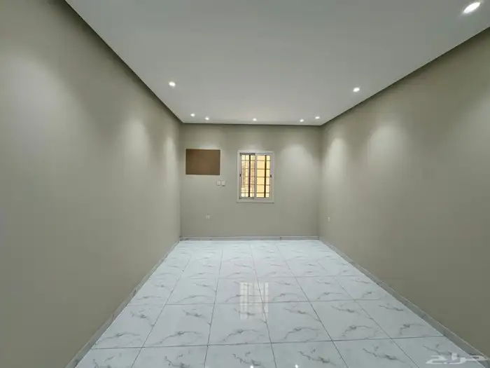شقه فاخره للبيع جيزان مخطط 8 حي الشاطئ 11