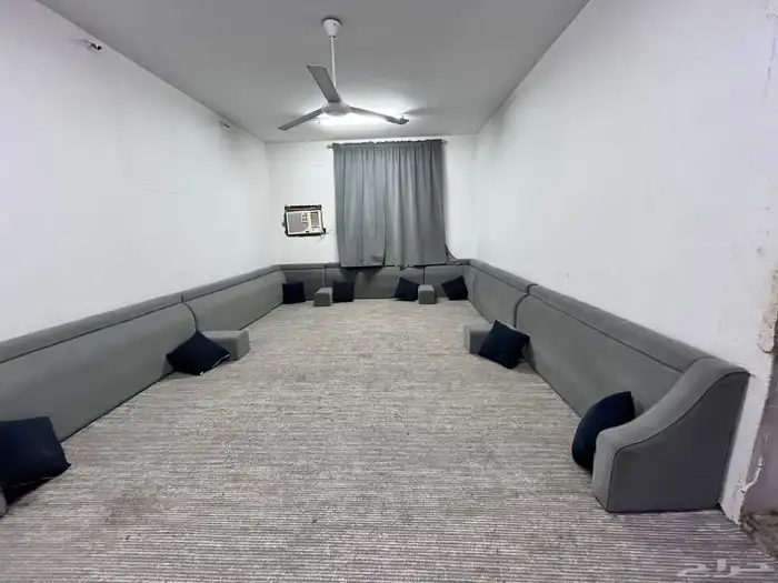 مساند مع فرشة وستاره 0