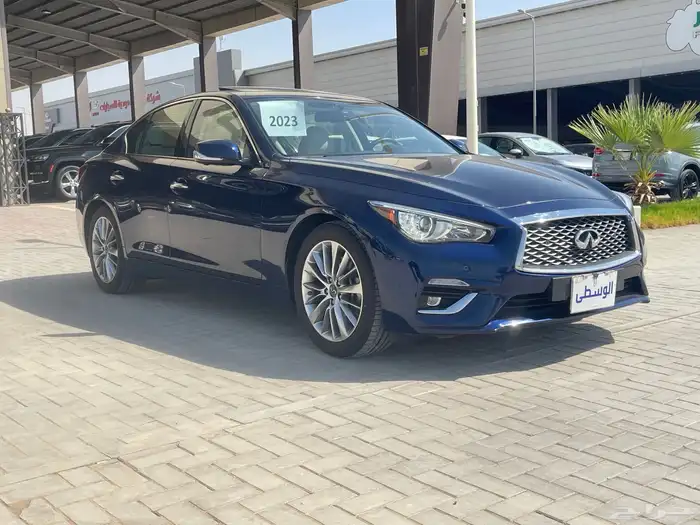 للبيع انفنتي Q50 2023 ماشي قليل 2