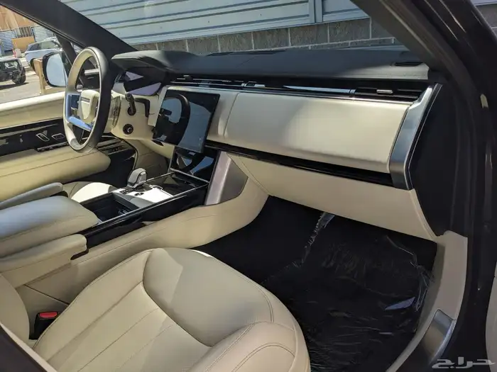 Range Rover P400 SE 2024 13