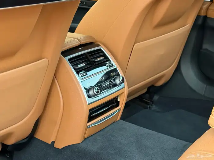 بي ام دبليو 2020 Li 730 25